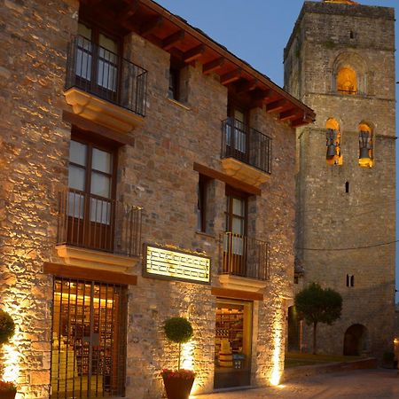 Apartamentos El Palacete De Ainsa Exterior photo